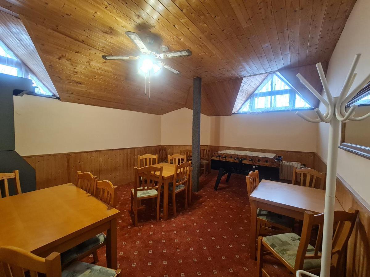 Garni Hotel Asas*** Most Kültér fotó