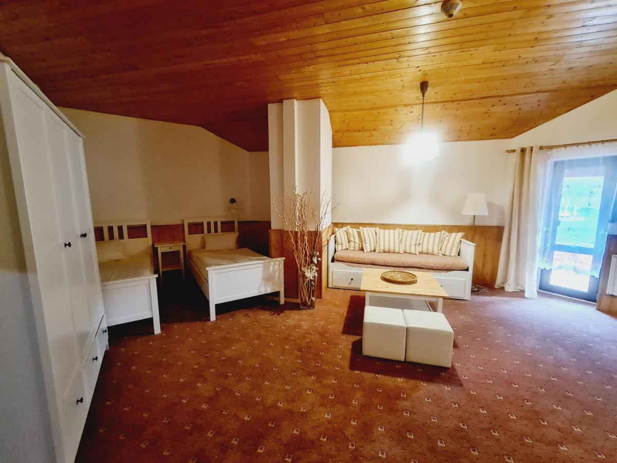 Garni Hotel Asas*** Most Kültér fotó