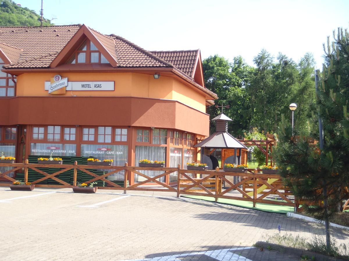Garni Hotel Asas*** Most Kültér fotó
