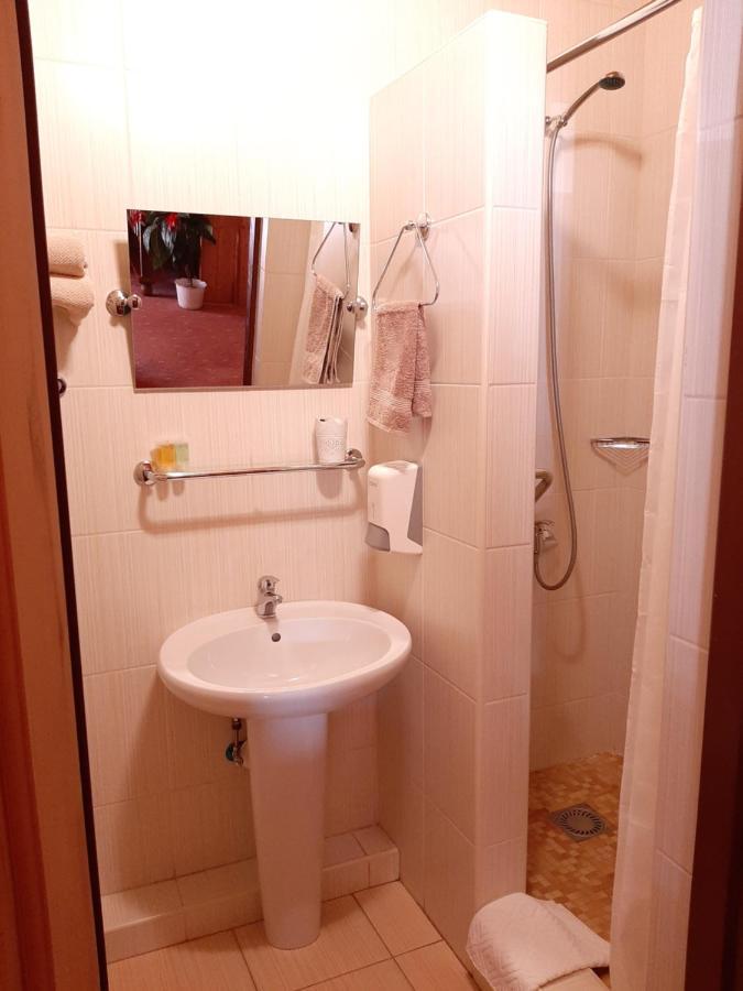 Garni Hotel Asas*** Most Kültér fotó