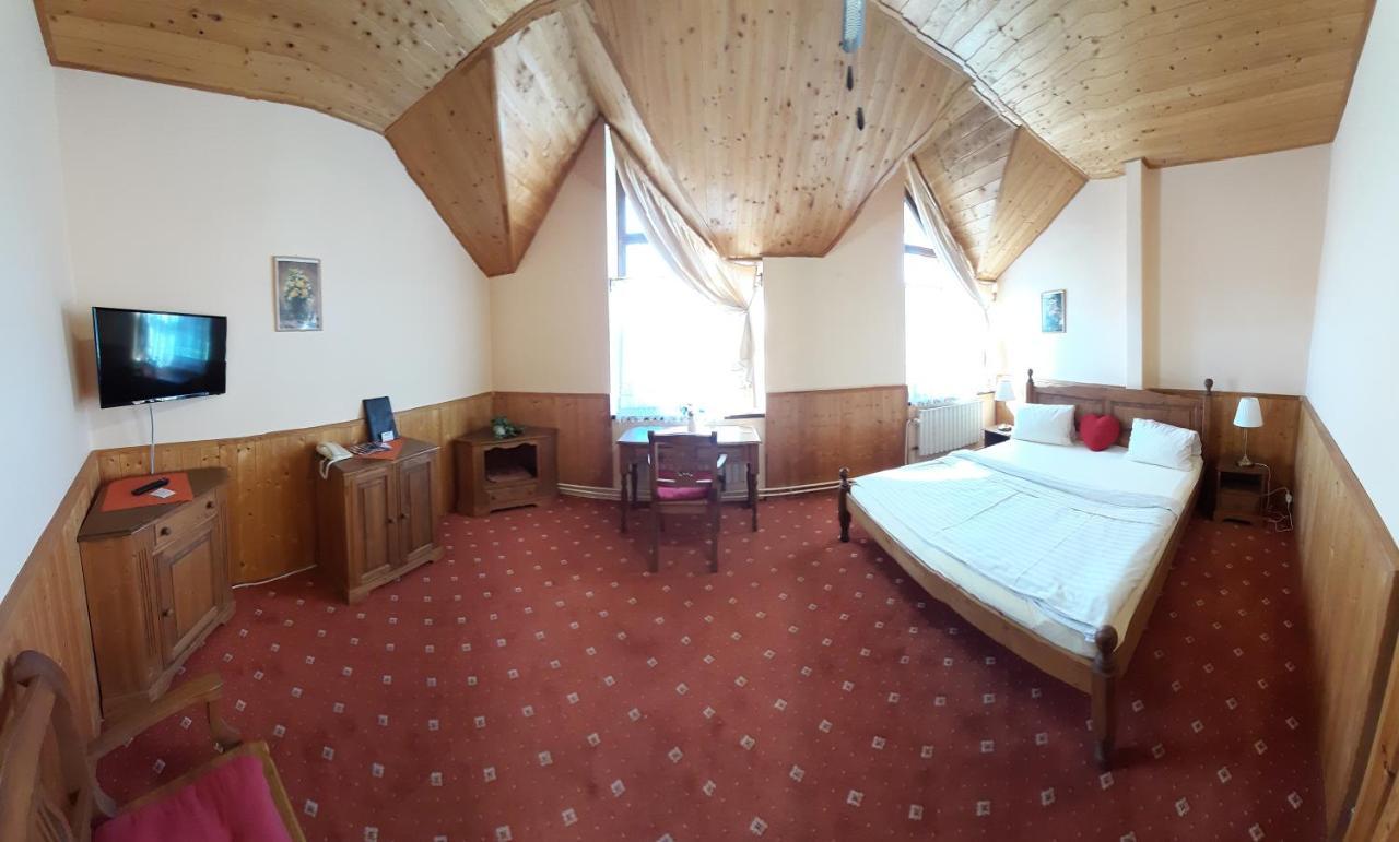 Garni Hotel Asas*** Most Kültér fotó